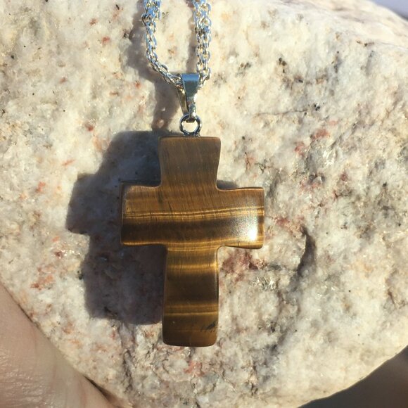 Natural Tiger's Eye Cross Pendant - Picture 6 of 11